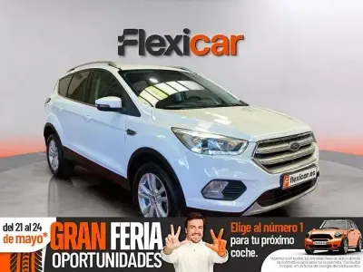 Käytetty Ford Kuga Trend+ 120 HP (88 kW) 2019 Valkoinen Katumaasturi