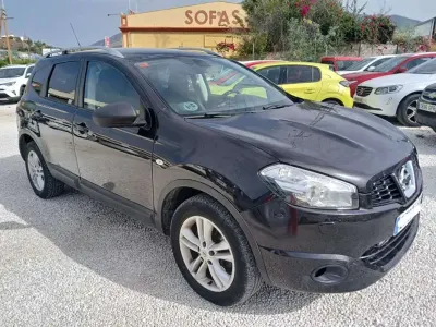 Usado Nissan Qashqai Acenta 131 CV (96 kW) 2013 Negro SUV