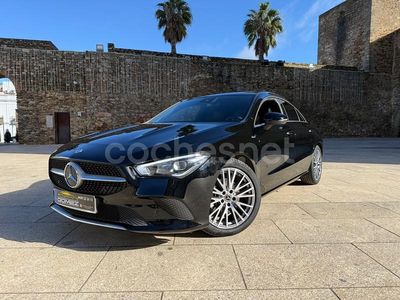 Usado Mercedes CLA200 150 CV (110 kW) 2023 Negro Berlina