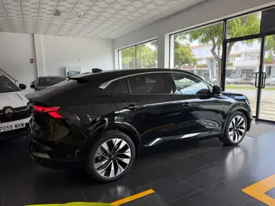 Usado Renault Rafale Techno 200 CV (147 kW) 2024 Negro SUV
