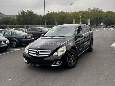 Mercedes R320