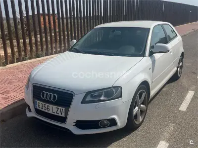 Usado Audi A3 Ambition 105 CV (77 kW) 2011 Blanco Utilitario
