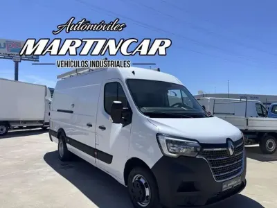 Usado Renault Master 107 CV (78 kW) 2020 Blanco Monovolumen