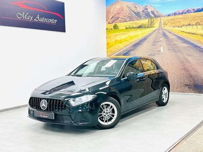 Usado Mercedes A180 116 CV (85 kW) 2018 Negro Berlina