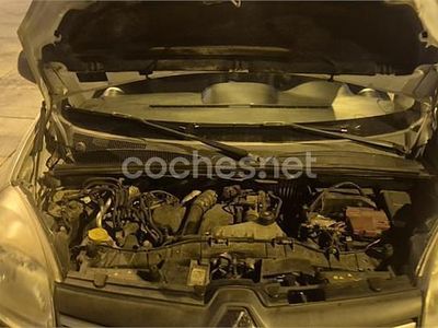 Blanco Usado 2016 Renault Kangoo SE Familiar | 4000 €