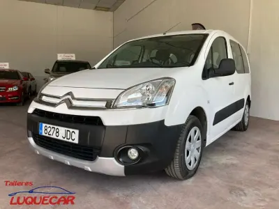 Usado Citroën Berlingo 90 CV (66 kW) 2015 Blanco Monovolumen