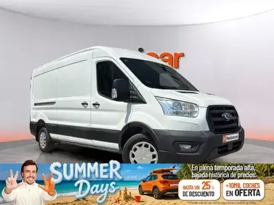 Usado Ford Transit 131 CV (96 kW) 2022 Blanco Berlina