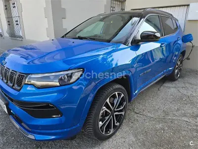Usado Jeep Compass Trailhawk 240 CV (176 kW) 2021 Azul SUV