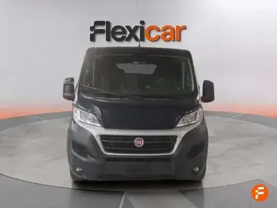 Usado Fiat Ducato 150 CV (110 kW) 2018 Azul Van