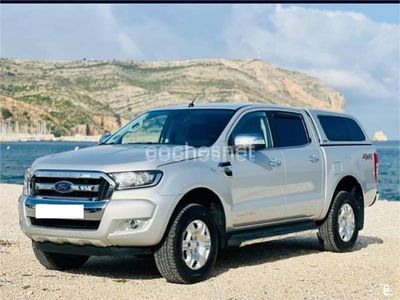 Usado Ford Ranger XLT 160 CV (117 kW) 2017 Gris / plata Recogida