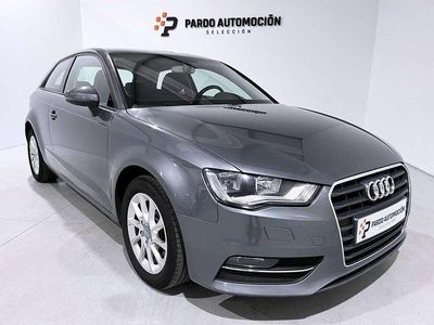 Usado Audi A3 Ambiente 105 HP (77 kW) 2013 Cinzento Citadino
