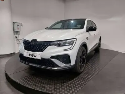 Usado Renault Arkana Esprit Alpine 145 CV (106 kW) 2024 Blanco SUV