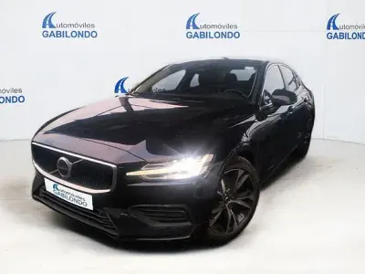 Usado Volvo S60 Core 197 CV (144 kW) 2022 Negro Berlina