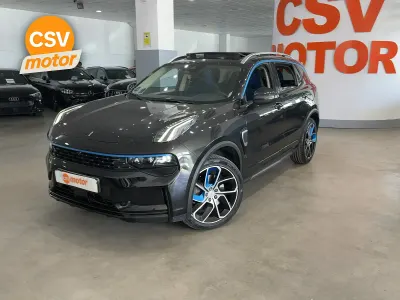 Usado Lynk & Co 01 261 CV (191 kW) 2023 Negro SUV