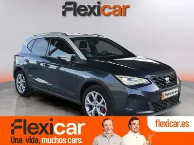 Usado Seat Arona FR 150 CV (110 kW) 2023 Gris SUV