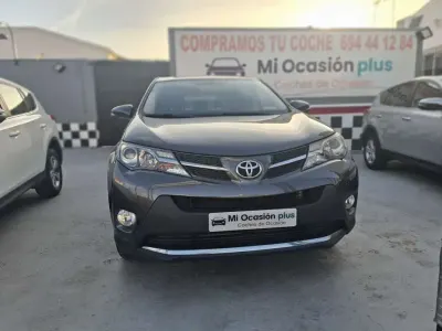 Usado Toyota RAV4 Advance 124 CV (91 kW) 2013 Gris SUV