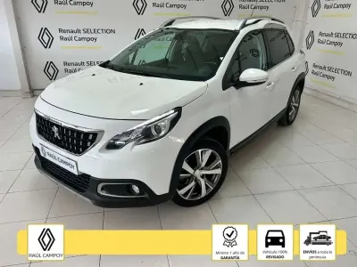 Usado Peugeot 2008 Allure 110 CV (80 kW) 2017 Blanco SUV