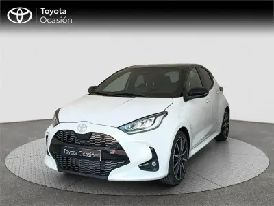 Brugt Toyota Yaris Hybrid Plus 130 HK (95 kW) 2025 Hvid MPV
