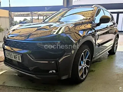 Usado Lynk & Co 01 261 CV (191 kW) 2023 Negro SUV