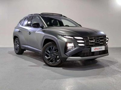Gris Nuevo 2025 Hyundai Tucson SUV | 38.390 €