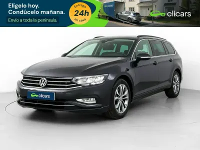 Käytetty VW Passat Executive 150 HP (110 kW) 2021 Harmaa Farmari