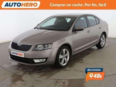 Gris Usado 2015 Skoda Octavia Style Utilitario | 14.699 € (Precio justo)