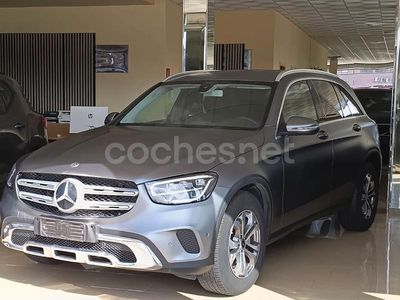 Mercedes GLC300
