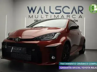 Usado Toyota Yaris 261 CV (191 kW) 2023 Rojo Utilitario