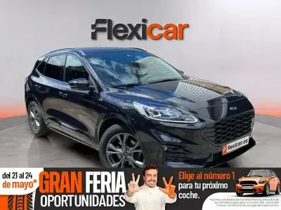 Usado Ford Kuga ST-Line 120 CV (88 kW) 2022 Negro SUV