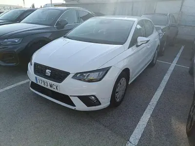 Usado Seat Ibiza Reference 80 CV (58 kW) 2023 Blanco Utilitario