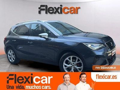 Gris / plata Usado 2023 Seat Arona FR SUV | 19.990 € (Precio justo)