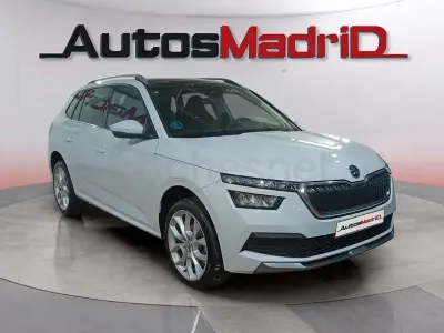 Usado Skoda Kamiq Style 110 CV (80 kW) 2023 Blanco SUV