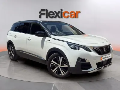 Usado Peugeot 5008 GT-line 131 CV (96 kW) 2017 Blanco SUV