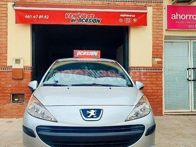 Gris / plata Usado 2008 Peugeot 207 Berlina | 6595 € (Caro)