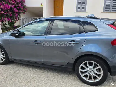 Usado Volvo V40 CC Summum 245 CV (180 kW) 2016 Gris / plata Familiar