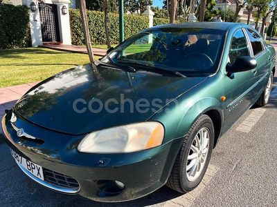 Usado Chrysler Sebring 203 CV (149 kW) 2001 Verde Berlina