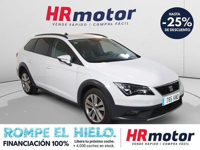 Usado Seat Leon 4Drive 150 CV (110 kW) 2018 Blanco Familiar