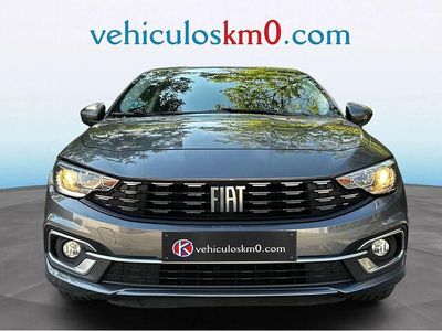 Usado Fiat Tipo Life 95 CV (69 kW) 2022 Gris Familiar