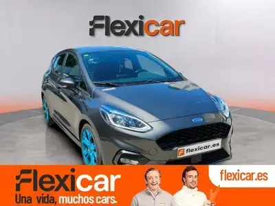 Usado Ford Fiesta Active 95 CV (69 kW) 2020 Gris Utilitario