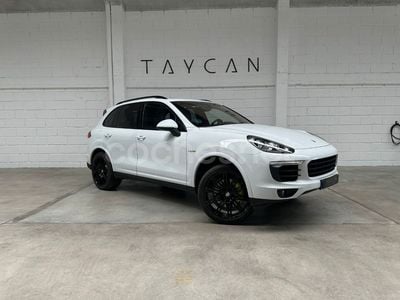 Porsche Cayenne S E-Hybrid