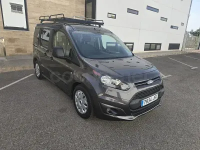 Usado Ford Transit Connect Trend 100 CV (73 kW) 2016 Gris / plata Monovolumen