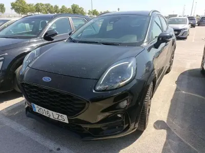 Usado Ford Puma ST-Line 124 CV (91 kW) 2022 Negro SUV