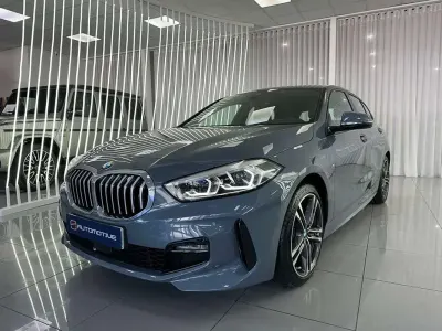 Occasion BMW 118 Comfort Edition 150 PK (110 kW) 2023 Grijs Hatchback
