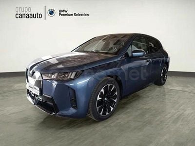 Usado BMW iX Comfort Edition 400 kW (544 CV) 2025 Azul SUV