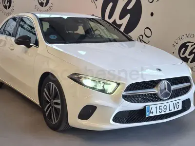 Usado Mercedes A180 116 CV (85 kW) 2021 Blanco Berlina