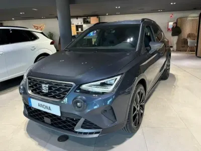 Nuevo Seat Arona FR 115 CV (84 kW) 2026 Gris/plata SUV