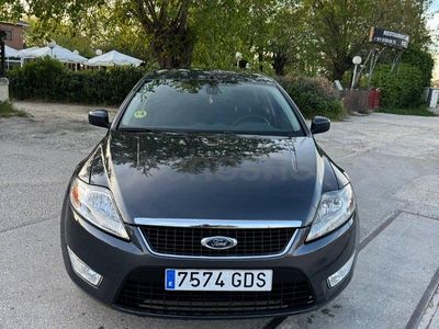 Usado Ford Mondeo Trend 125 CV (91 kW) 2008 Azul Familiar