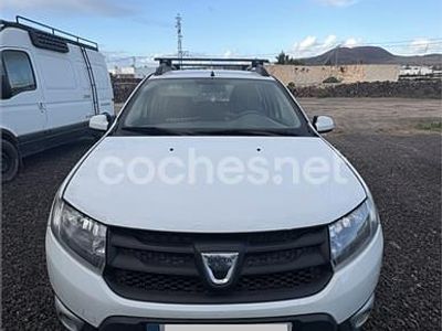 Usado Dacia Sandero Stepway 90 CV (66 kW) 2014 Blanco Berlina