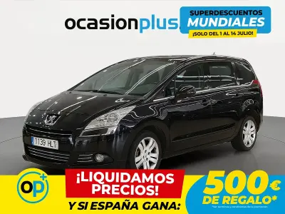 Usado Peugeot 5008 Allure 112 CV (82 kW) 2012 Negro Monovolumen