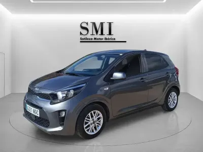 Usado Kia Picanto GT-Line 67 CV (49 kW) 2022 Gris Utilitario